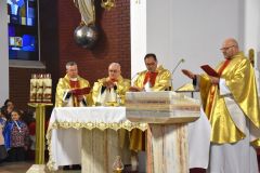1_liturgia-Wielkiego-Czwartku-2023-21